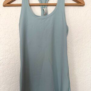 Lulemon Size 4 Tank in Light Blue